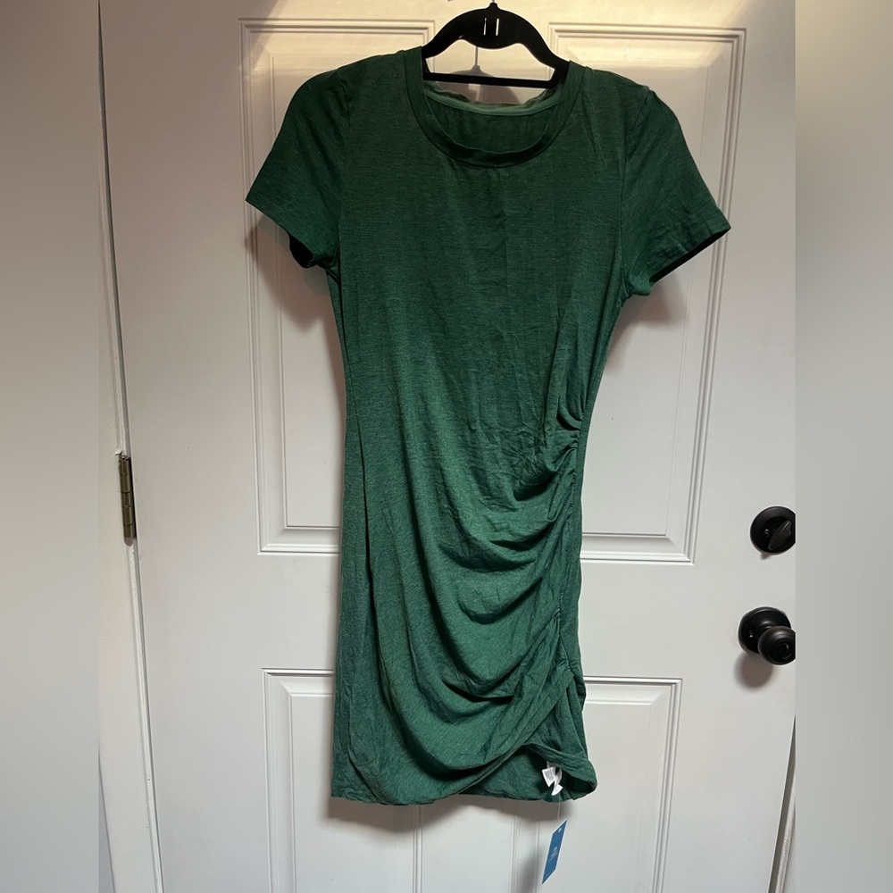 Cupshe NWT green casual dress‎ size small side ruched , cover up